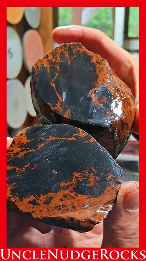 Rock Saw Cutting Obsidian!!! #110 Shorts #rockhounding #lapidaryequipment #lapidarysaw #obsidian