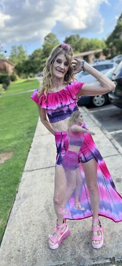 Queens Reign: Cheryl Blossom's Shameless Performance | CapCut