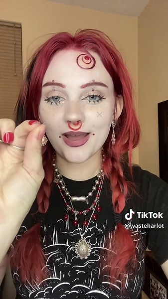 Creative DIY Cheek Staples for Fun Face Accessories