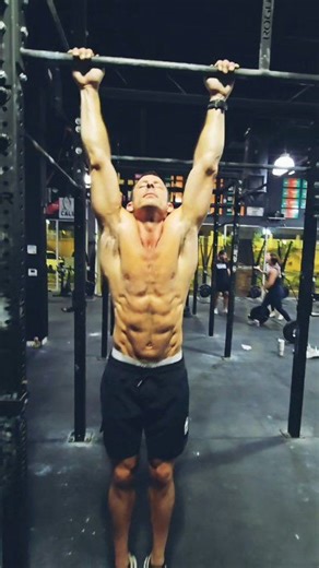 How long can you dead hang? Most people cannot hold for 60 seconds. See the comments for all the benefits... | Aron Parker