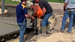 🚧 What’s Up Wednesday 🚧 What's up with only getting two batteries with the main Batt Screed package? Well, you only need one to run the machine. The other can be charging making concrete life quicker, more efficient, and it gives you less to keep track of. One battery gets you 1800-2500 sq. ft. and takes about 10 seconds to swap. And that's what's up. | Curb Roller Manufacturing