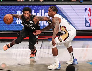 5 Kyrie Irving dribble moves that are pure sorcery