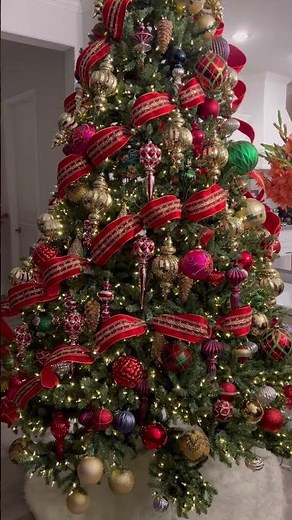 Best Christmas Tree Decoration Ideas 2025