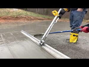 Battery Powered Concrete Leveling Screed With 12 ah - Say No to HEAVY Floats Video by Vibracon Tools
