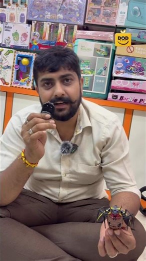 Infrared Remote Control Realistic Mini Firefly, Cockroach, Moth and Grasshopper Rc Prank Insect Scar