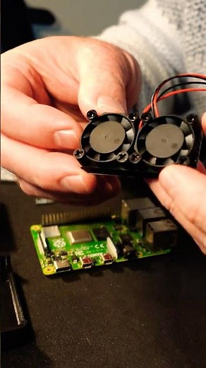 Installing a Dual-Fan Cooler on a RPi4
