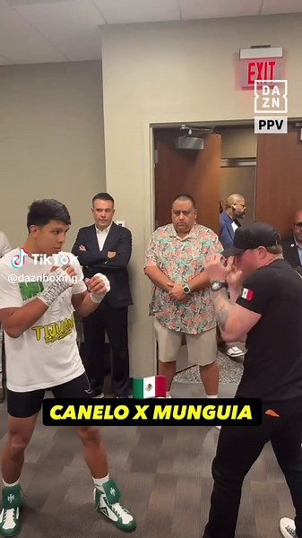 Canelo giving pointers to Munguia before his fight 👀 🎟️ Buy #BenavidezZurdo NOW at DAZN.com | Live Now ▪️ #fyp #boxing #daznboxing #viral