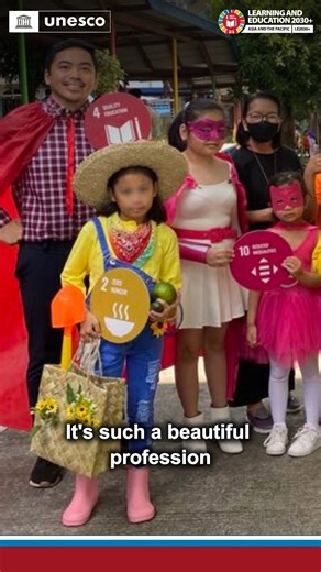 On 5 October, UNESCO celebrates #WorldTeachersDay. Here's Ilan Enverga, Executive Committee Member of the #SDG4 Youth and Students Network and educator from the Philippines, sharing his message to fellow teachers. 👨‍🏫 More about the network: https://www.unesco.org/sdg4education2030/en/sdg4-youth-student-network 👩‍🏫 More about the Day: https://www.unesco.org/en/days/teachers UNESCO Jakarta | Learning and Education 2030 Networking Group | International Task Force on Teachers for Education 2030