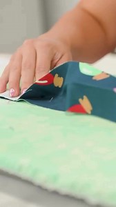 12K views · 80 reactions | Looking for the perfect free apron pattern? Look no further! This free and easy apron pattern is perfect for making matching aprons for the whole family this holiday. #sewing #sewingprojects #aprons | Sweet Red Poppy | Facebook