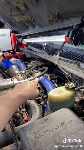 LB7 68mm Turbo Upgrade and Exergy 60% Over Injectors Installation