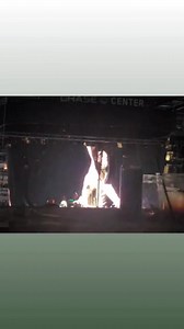 5.6K views · 171 reactions | "Elon Musk shouting "I'm rich, bitch," while the sound people at Chappelle's show honk a horn to drown out the boos from the crowd is one of the saddest videos I've ever seen. " - Matt Novak Elon Musk Gets Viciously Booed by Stadium Crowd at Dave Chappelle Show https://bit.ly/3j456xD | Being Liberal | Facebook