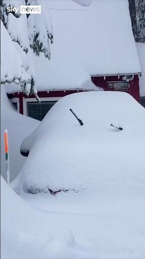 Massive blizzard hits western US
