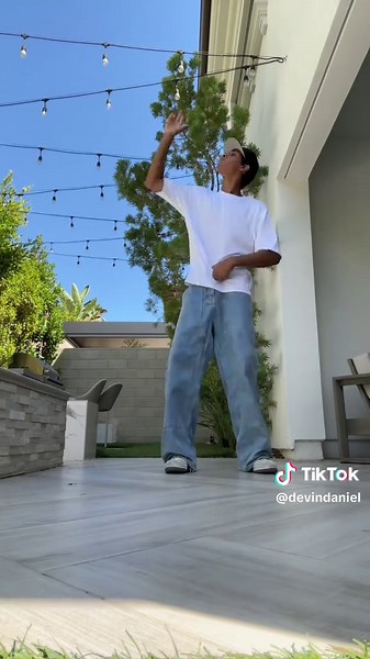 Experience the Beyoncé Formation Dance Break