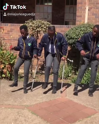 Balcony Mix Moments - Major League Djz Groovers Prayer ft. Musa Keys