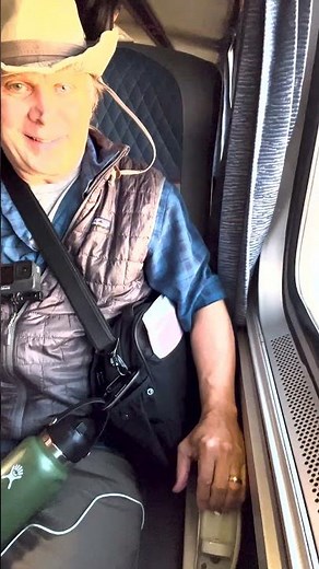Amtrak Coach. California Zephyr. All aboard Amtrak coach seating #amtrak