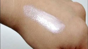 Homemade DIY Makeup Primer - The Everyday Blogger