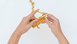 Magic Loop Knitting [7 Simple Steps]