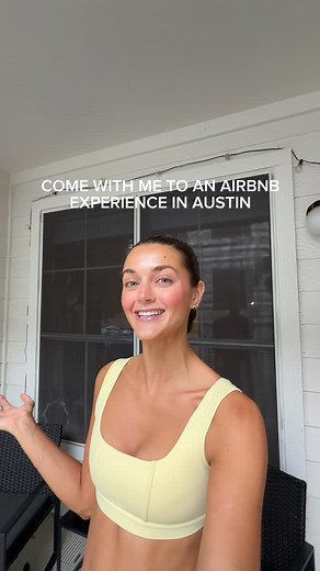 Georgia Wellman on Instagram: "We had so much fun playing pickleball with @airbnb I’d say I’m a pro now haha #airbnbpartner"