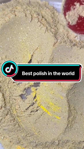 Instant Radiance and Glow: By sloughing off dull, dead skin cells, the treatment provides an immediate brightening effect, making it a popular choice before weddings or major events. Improved Skin Texture: It effectively smooths out rough patches, dry skin, and flaking, leaving the surface feeling soft and supple. Even Skin Tone: Regular sessions help fade hyperpigmentation, sun tans, age spots, and minor discoloration for a more uniform appearance. Enhanced Product Absorption: Removing the barr