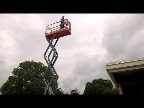 Skyjack 3226 26' Scissor Lift