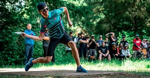 How To Forehand/Sidearm In Disc Golf: 5 Great Videos | Release Point - The UDisc Blog