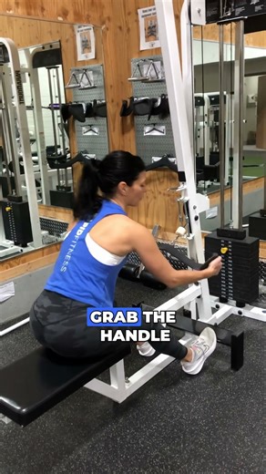 how to use the paramount cable row machine | rapid fitness dell rapids
