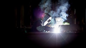 What is Shielded Metal Arc Welding ?- Complete Explanation - Mechanical Booster