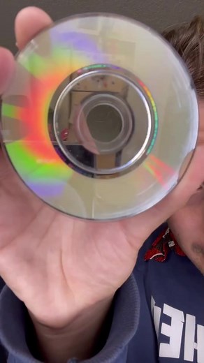 Fix a scratched disc? via @theeternalsamurai | how to clean a disk for ps4