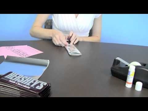 How to Wrap HERSHEY'S Standard Bars with Personalized Candy Wrappers