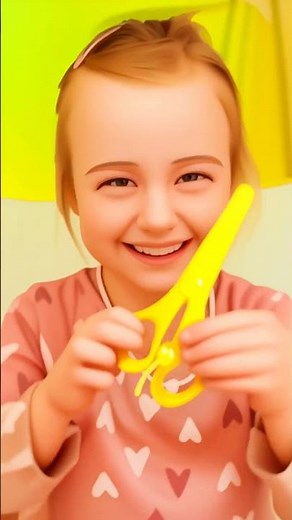 Let’s Learn How To Use Scissors ✂️ The Right Way! 🖐️