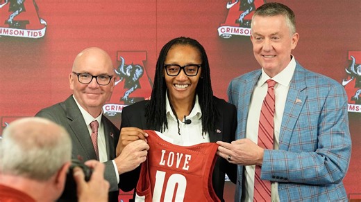 Alabama Crimson Tide News: Baseball, Softball have opposite results, WBB coach hired