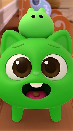 🍫 Busted! Ninimo Turns CHOCOLATE Brown! 😆🎄 #Hogi #Christmas #shorts