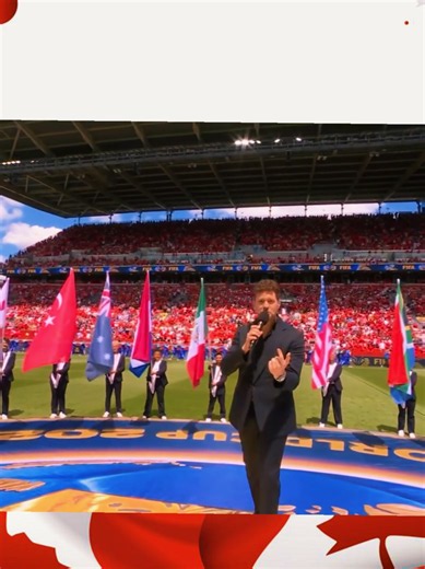 ¡Elegancia pura! Michael Bublé deslumbró con su voz en la inauguración de Canadá del Mundial 2026 interpretando la canción Bring It on Home to Me. #michelbublé #fifaworldcup #canada #copadomundo #fyp