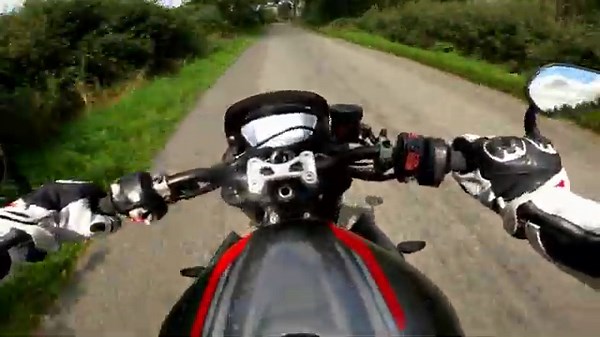 Triumph Street Triple 765RS Ride – SC Project Exhaust + Quickshifter Fun