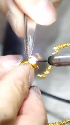Gold Manufacturing Process From Molten Ingot to Bracelet #gold #goldjewellery #jewelry #shorts