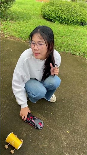 LNF - Naughty Girl & The Toy Car Racing Battle 💕 #shorts