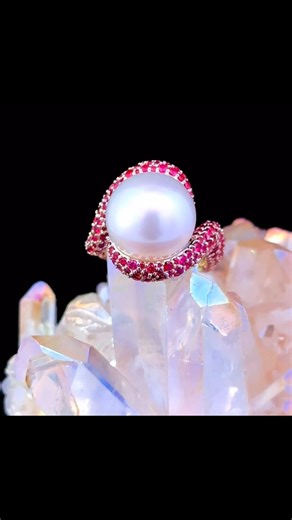 Ruby Nova ring features a omg AAA 14.25 mm flawless South Seas Pearl, set in 14k white gold and accented with 4.35 cts of AAA Ruby’s. I love the sexy form and movement of this design. I acquired a natural Tahitian chocolate and I think this design in yellow gold and a striking contrast of color will be beautiful and I’ll share when done. This one size 7 def fits a 7.5 too with its open design. Available DM for pricing | Robin Callahan Designs