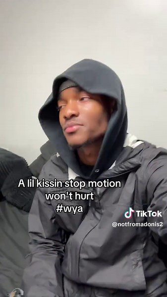 Creative Kiss Stop Motion Animation