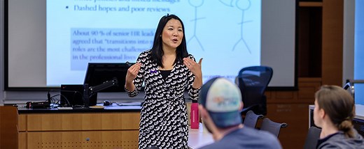 Full-time MBA Curriculum | Full-time MBA | Foster School of Business