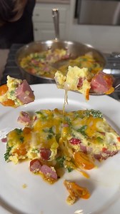 Easy yummy keto one pan Whip this up in minutes. Use the mitts! Use the mitts! #keto #ketolife #ketodiet #ketomeals #ketorecipes #ketofriendly #yummy | Natalie and Connie
