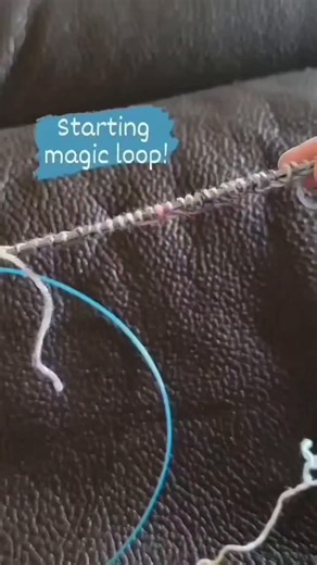 Katie | Knitting & Oils on Instagram: "💙 Starting magic loop! 💙 I've been talking to so many of you about using magic loop for socks. But how do you actually get started? Cast on, point all the stitches down, and join for working in the round. Like this post if this was helpful to see ✨️"