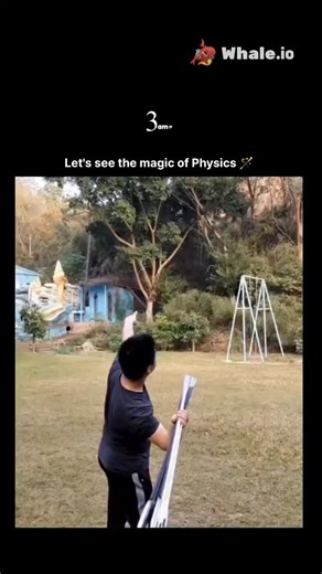 3am____friendd on Instagram: "Ever watched a moment that makes your brain whisper, “Wait… how did that happen?” This clip is one of those beautiful physics pranks where reality behaves perfectly, yet looks completely illegal. At first glance, the arrow seems to freeze midair, floating like it forgot gravity exists. No CGI, no editing sorcery, just timing, perspective, and the silent teamwork of motion and vision doing their thing. What you’re seeing is a clever mix of projectile motion, frame ca