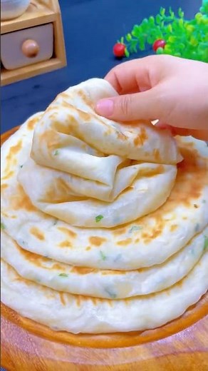 4 ingredients. Easy and yummy pancake recipe. How to make pancake. Simple and fast dinner recipe.