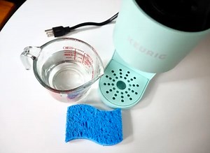 How to descale Keurig Mini with vinegar?[An Easy Guide] - Keurig Mini, Pink Keurig and Keurig Replacement Parts