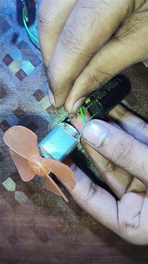 DC motor with capacitor #motor #capacitor #trending #shorts