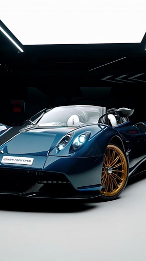 Pagani Huayra Roadster - Exposed in Blue Carbon with Tri-Color Livery