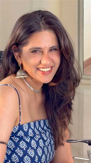 What is more beautiful than a juicy gulab jamun ✨🥹 #gulabjamun #indiansweet #cinematic #creative