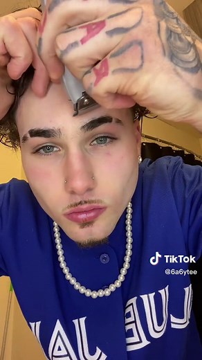 Eyebrow Tutorial: How to Achieve Symmetrical Eyebrows | BabyTee