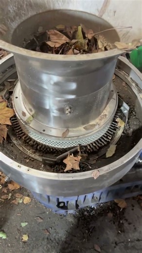 Leaf Pelleting – A Cheaper Alternative to Firewood