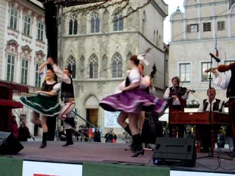 Slovak folk dance